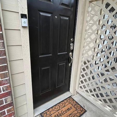 Home Away From Home-Cozy 2 Bdrm Condo/Med Cntr/Nrg Houston Eksteriør bilde